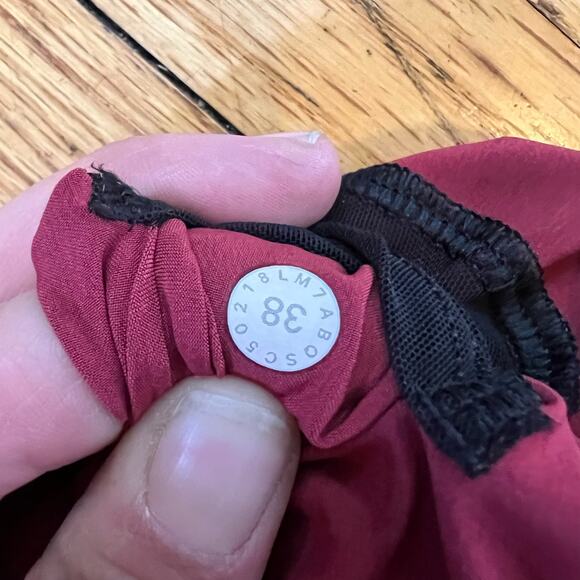 lululemon Shorts Mens 38 Current State Board Swim Hybrid Red Performance - Picture 5 of 9
